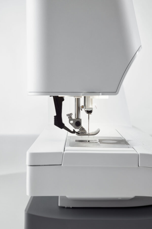 Pfaff Expression 710SE – Bild 3